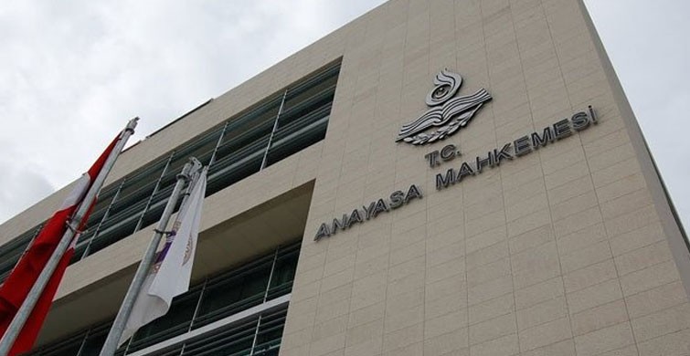 ANAYASA MAHKEMESİ KARARLARI “EŞİTLİK” İLKESİ İÇİN NE DİYOR?