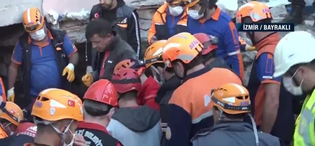 DEPREM BÖLGESİNDE GÖREV YAPAN KAMU PERSONELİNE DEPREM TAZMİNATI ÖDENMELİDİR